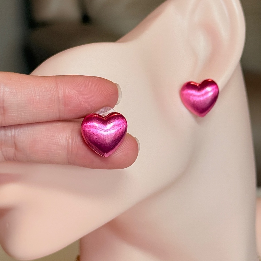 Elegant Pink Heart Stud Earrings - Picture 7 of 10